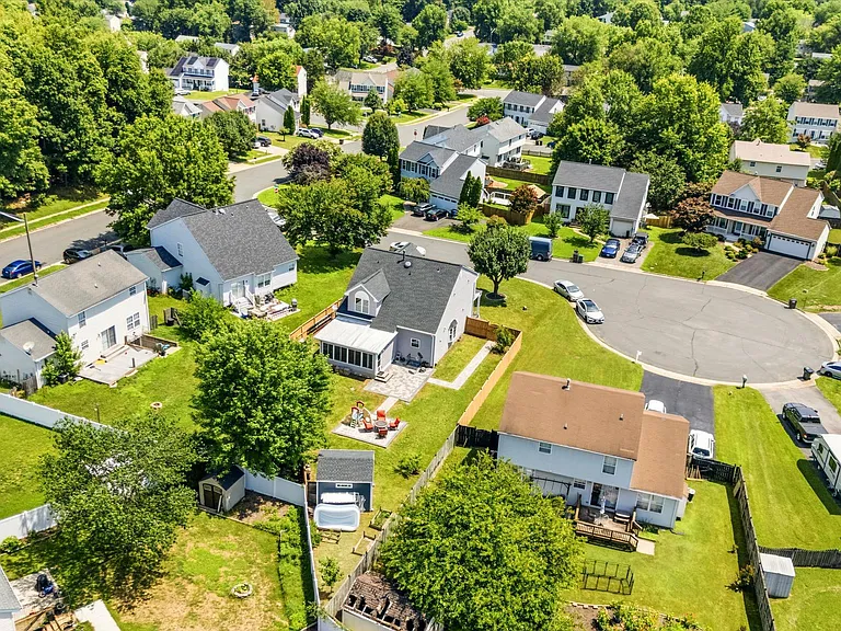 13922 Rutgers Ct — Photo 62
