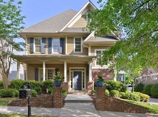 908 Manor Parc Dr, Decatur, GA 30033