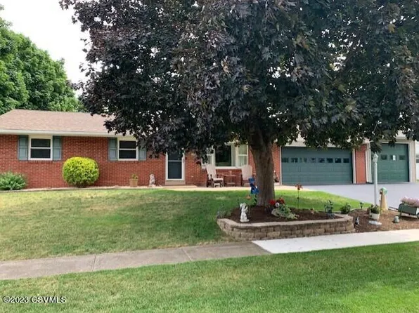 3548 Red Maple Ln, Bloomsburg, PA 17815