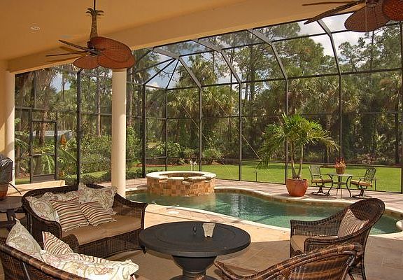Lanai/Pool/Jacuzzi