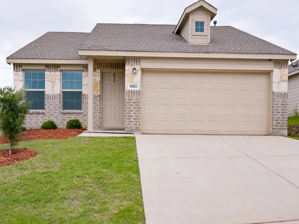 8421 Fawn Creek Dr, Fort Worth, TX 76123