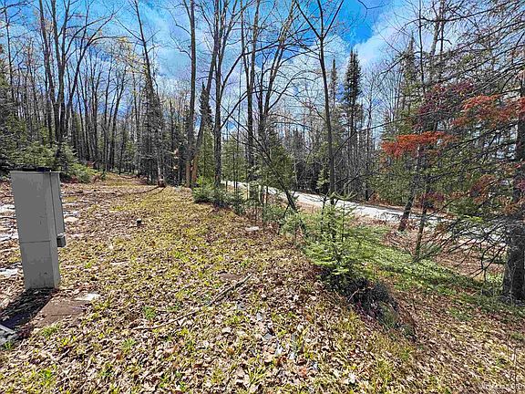 3rd image of 176 E Lake Emily Rd