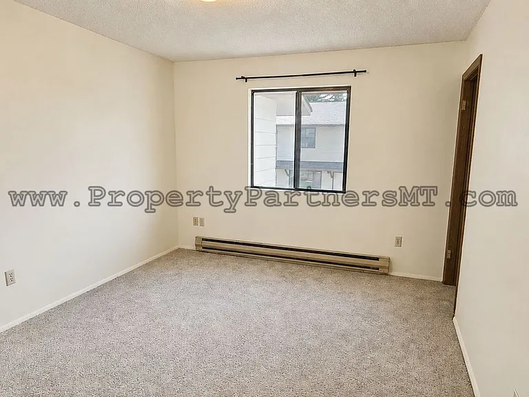 209 S 15th Ave — Photo 7