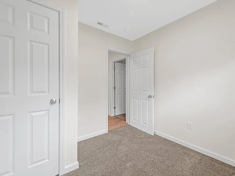1417 Plaza Pl — Photo 20