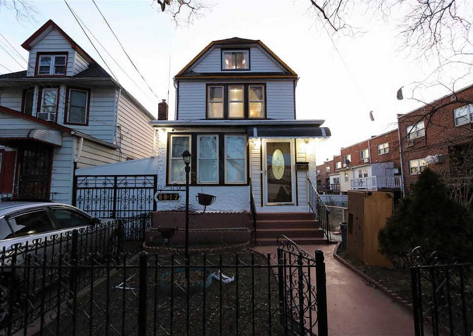1st image of 8812 Vanderveer St