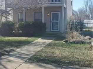 3587 N Tower Cir, Fayetteville, AR 72704