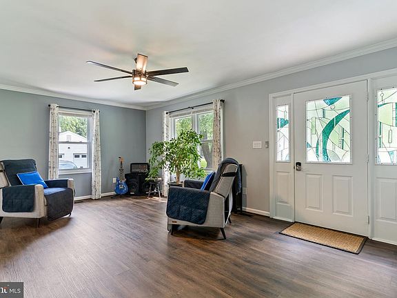 3rd image of 5401 Cove View Dr