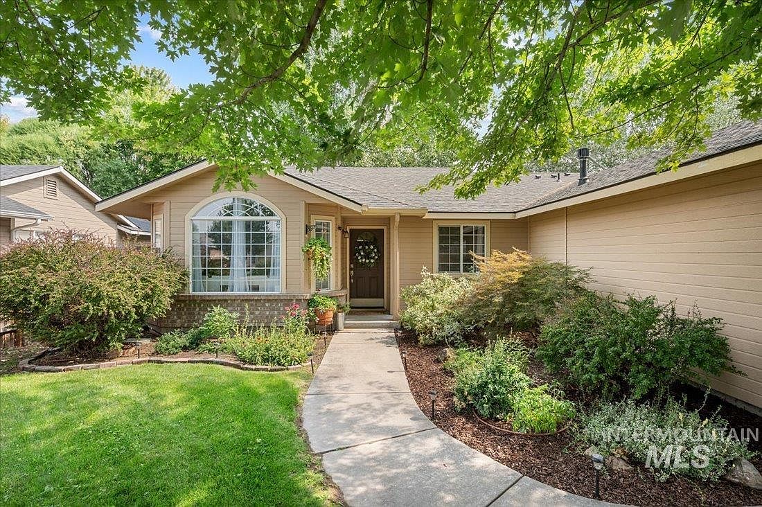 6832 N Waterlilly Way, Boise, ID 83714 | Zillow