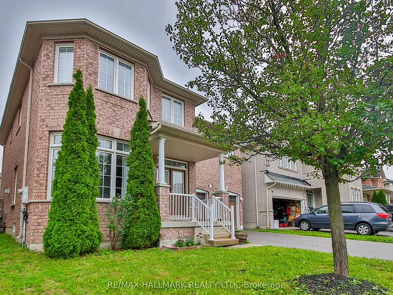 15 Briarglen Rd — Photo 2