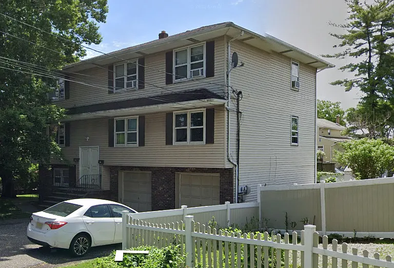 Grove St — Photo 1