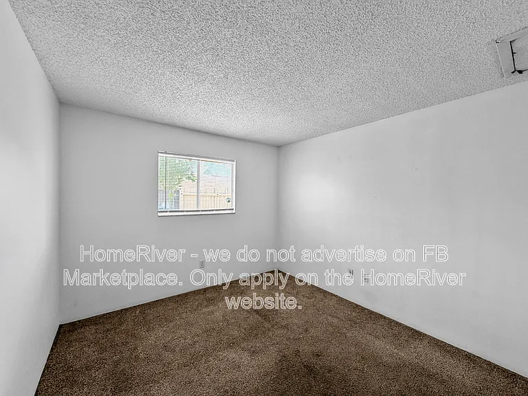 741 W Rosewood Ln — Photo 13