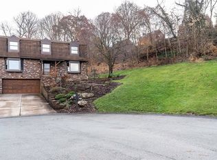 6468 Quaker Dr, Pittsburgh, PA 15236