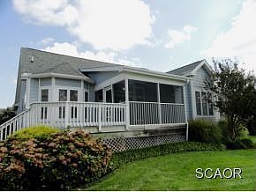 2nd image of 379 Lakeside Dr