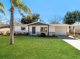 7210 Country Club Dr, Hudson, FL 34667