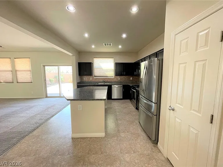 7063 Claythorn Rd — Photo 8