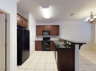 145 Forest (pvt) Dr, College Station, TX 77840