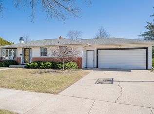 375 N Roger St, Kimberly, WI 54136