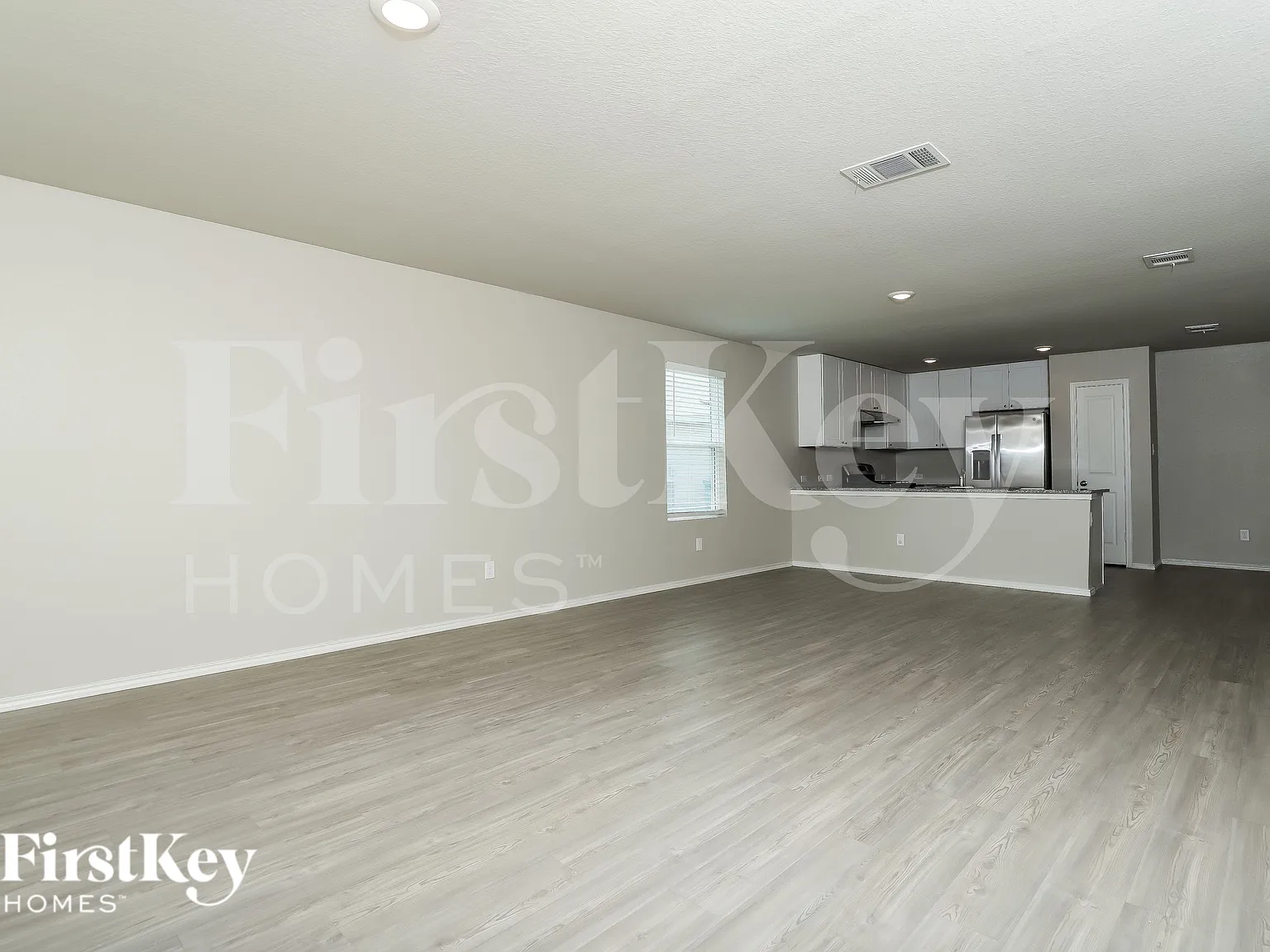 3 bed, 2.0 bath, 1474 sqft, $1,620 — Photo 4
