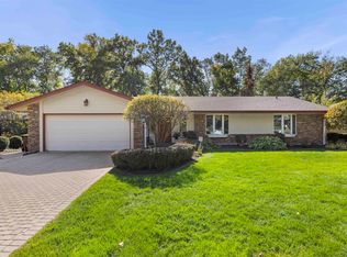 4979 Crofton Dr, Rockford, IL 61114