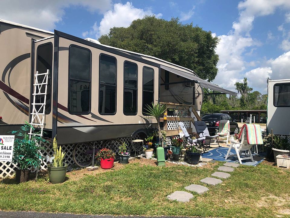 1st image of 11 Harbor Oaks Dr #33