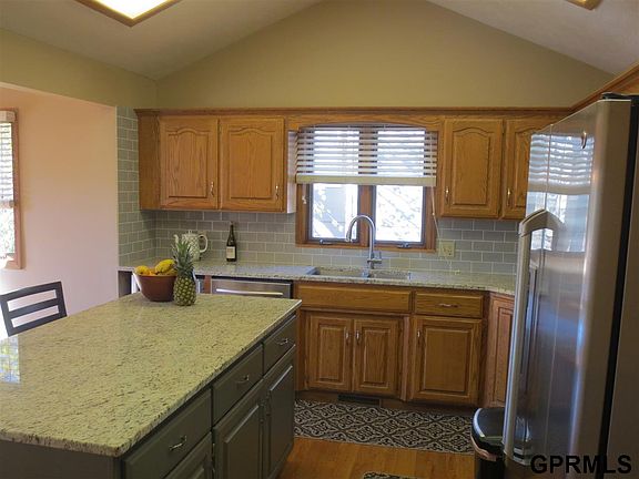 5th image of 4312 S 153rd St