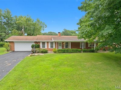 117 E Fairway Dr, Belleville, IL, 62223