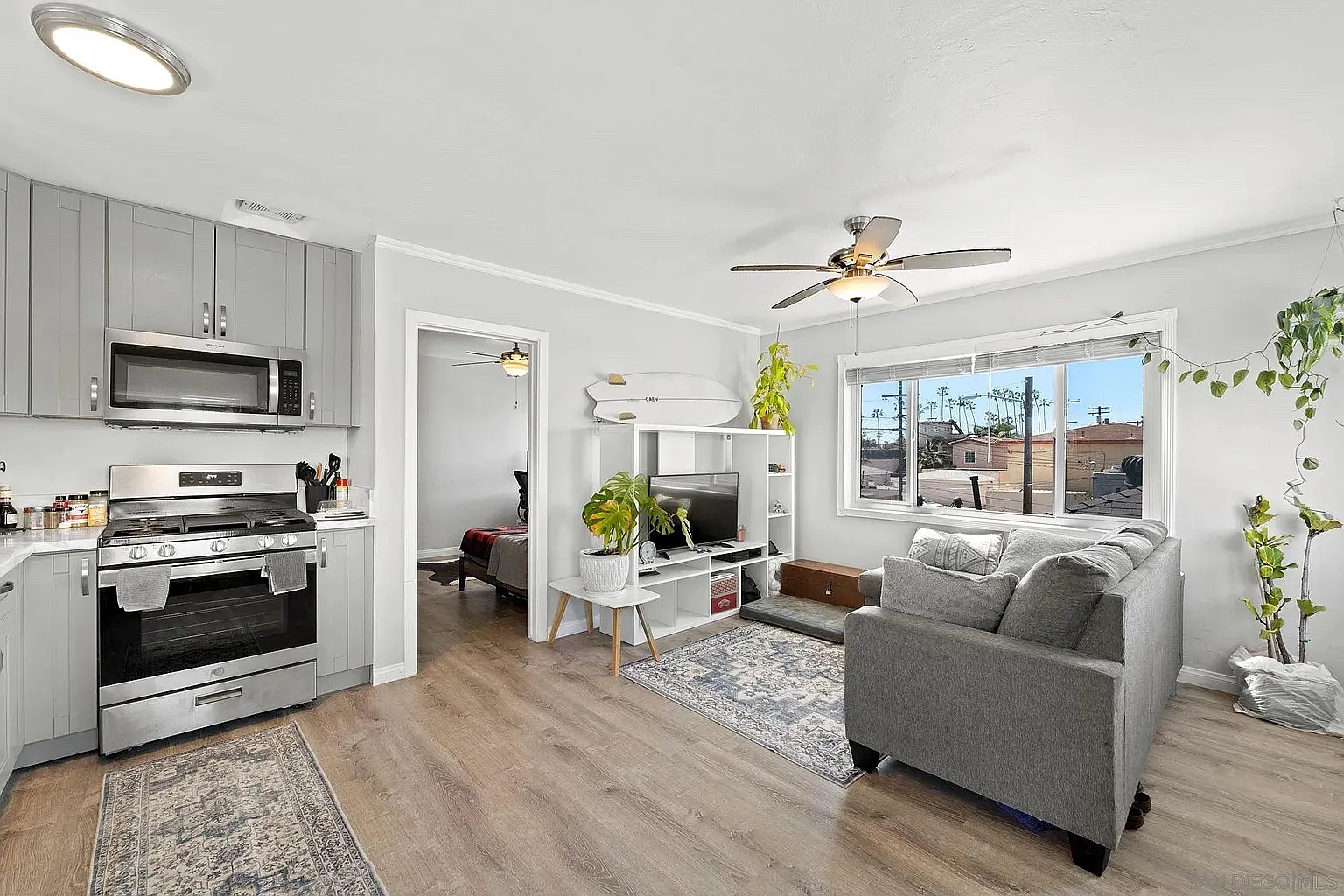 1 bed, 550 sqft, $3,100 — Photo 2