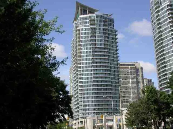 33 Elm Dr W, Mississauga, ON