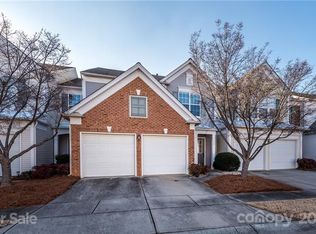 10241 Garmoyle St, Charlotte, NC 28277