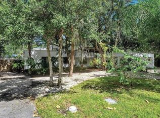 5845 SW 88th St, South Miami, FL 33156