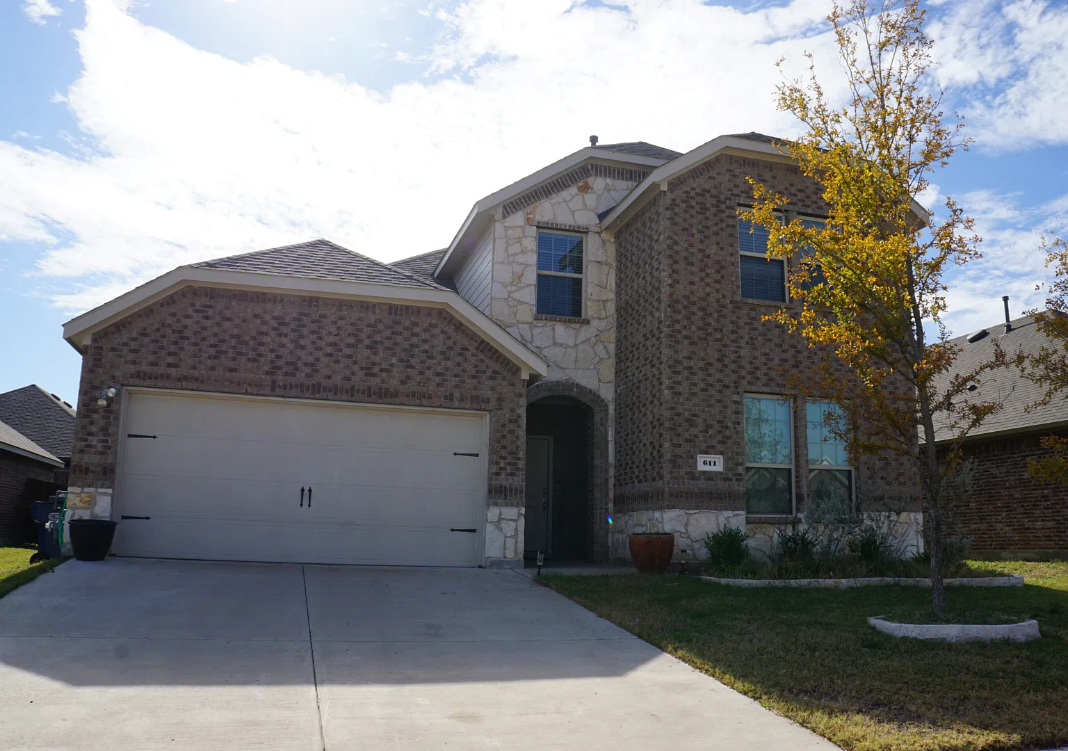 4 bed, 2192 sqft, $2,250 — Photo 1