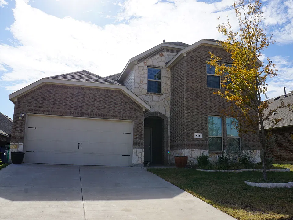 611 Range Dr