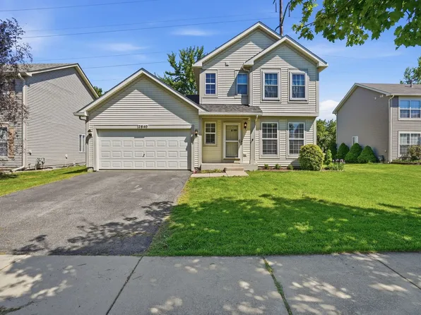 2840 Heather Ln, Montgomery, IL 60538