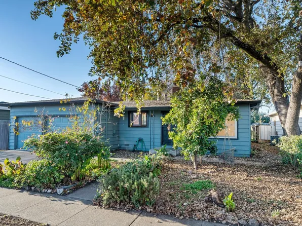 621 Sunny Manor Way, Santa Rosa, CA 95401