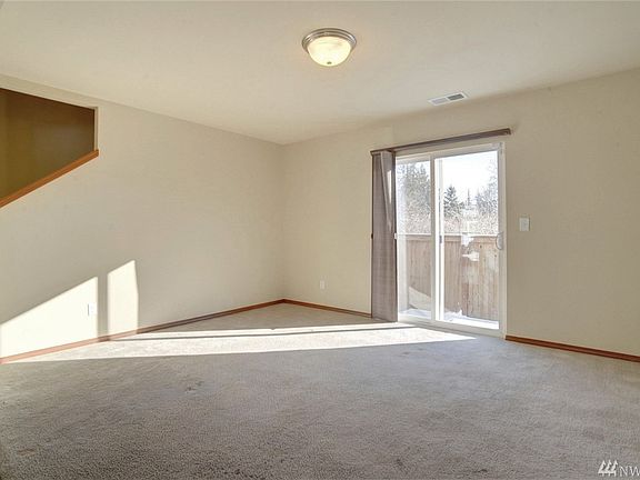 5th image of 14615 4th Ave W