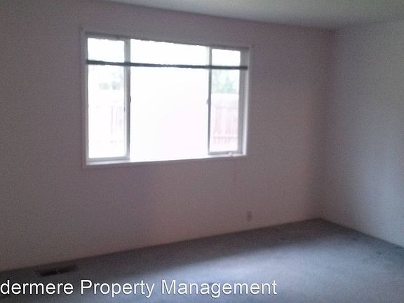 5th image of 232-A NE Cedar Ave