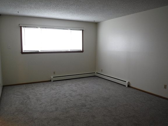 3rd image of 1034 Longstaff St #2