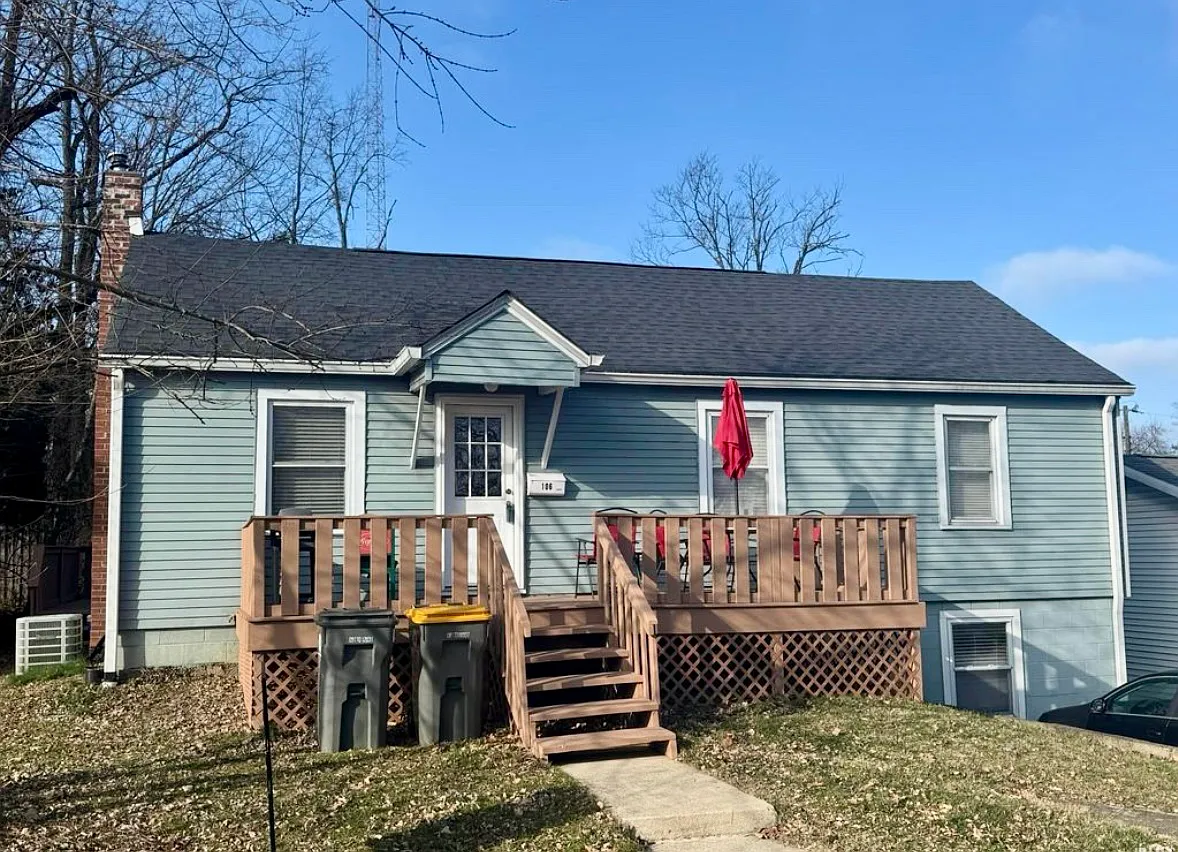 4 bed, 1404 sqft, $2,800 — Photo 1
