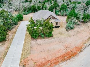 17284 Cedar Springs Ct, College Station, TX 77845