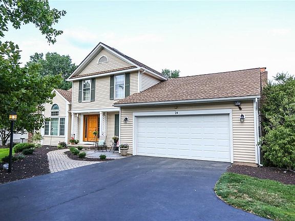 3rd image of 24 Caywood Ln