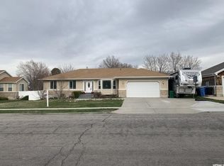 6093 S Kamas Dr, Taylorsville, UT 84129