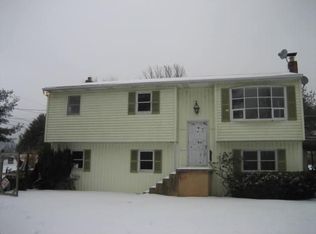 77 Union Church Rd, Halifax, PA 17032