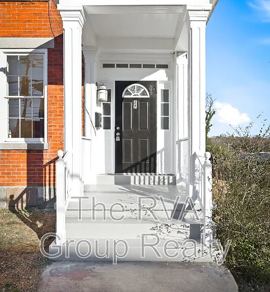 27 S Jefferson St #A — Photo 3