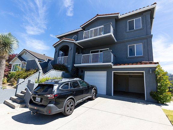 2nd image of 5070 Cochrane Ave