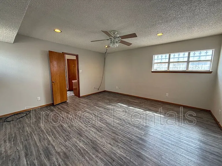 3728 Holley Ave — Photo 18