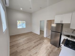 6520 Camellia Ave, North Hollywood, CA 91606