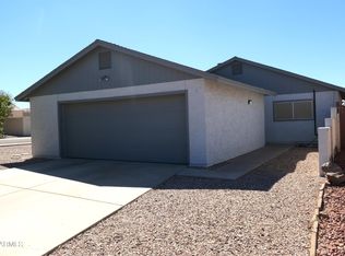 569 W 5th Ave, Apache Junction, AZ 85120