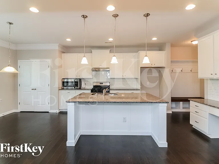 272 Persian Ivy Way — Photo 9