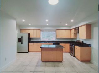 11312 Huston St #7, North Hollywood, CA 91601