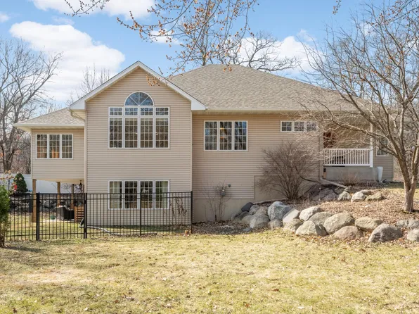 12201 Glendale Ln, Minnetonka, MN 55305